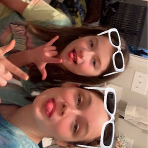 Meet your Posher, Melina